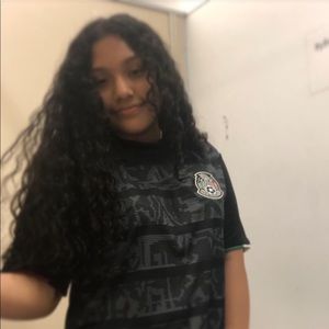 Meet your Posher, Jayzalyn